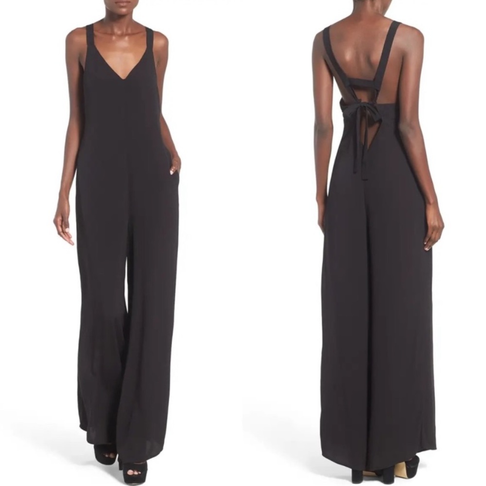 Revolve ASTR Andrea Jumpsuit Wide Leg Black Medium Low Back Open Back Relaxed M